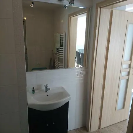 Miodowy Waksmund-nowytarg Apartment *